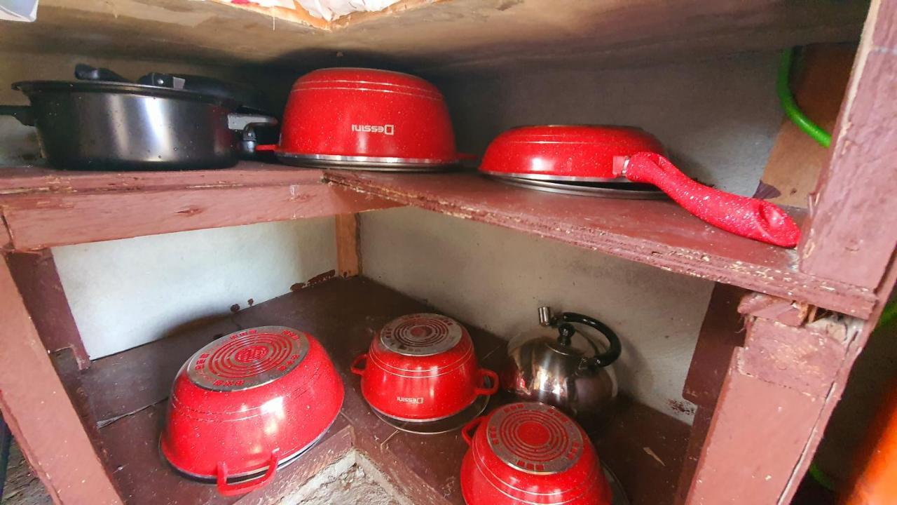 Calatagan'S Bahay Kubo - With Beach Access 外观 照片