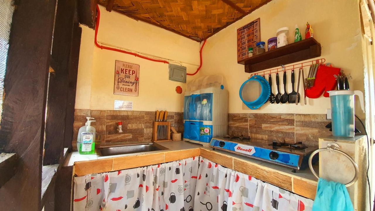 Calatagan'S Bahay Kubo - With Beach Access 外观 照片